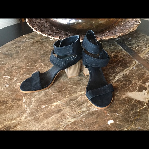 Melrose and Market Taytum Block Sandal - Picture 2 of 11